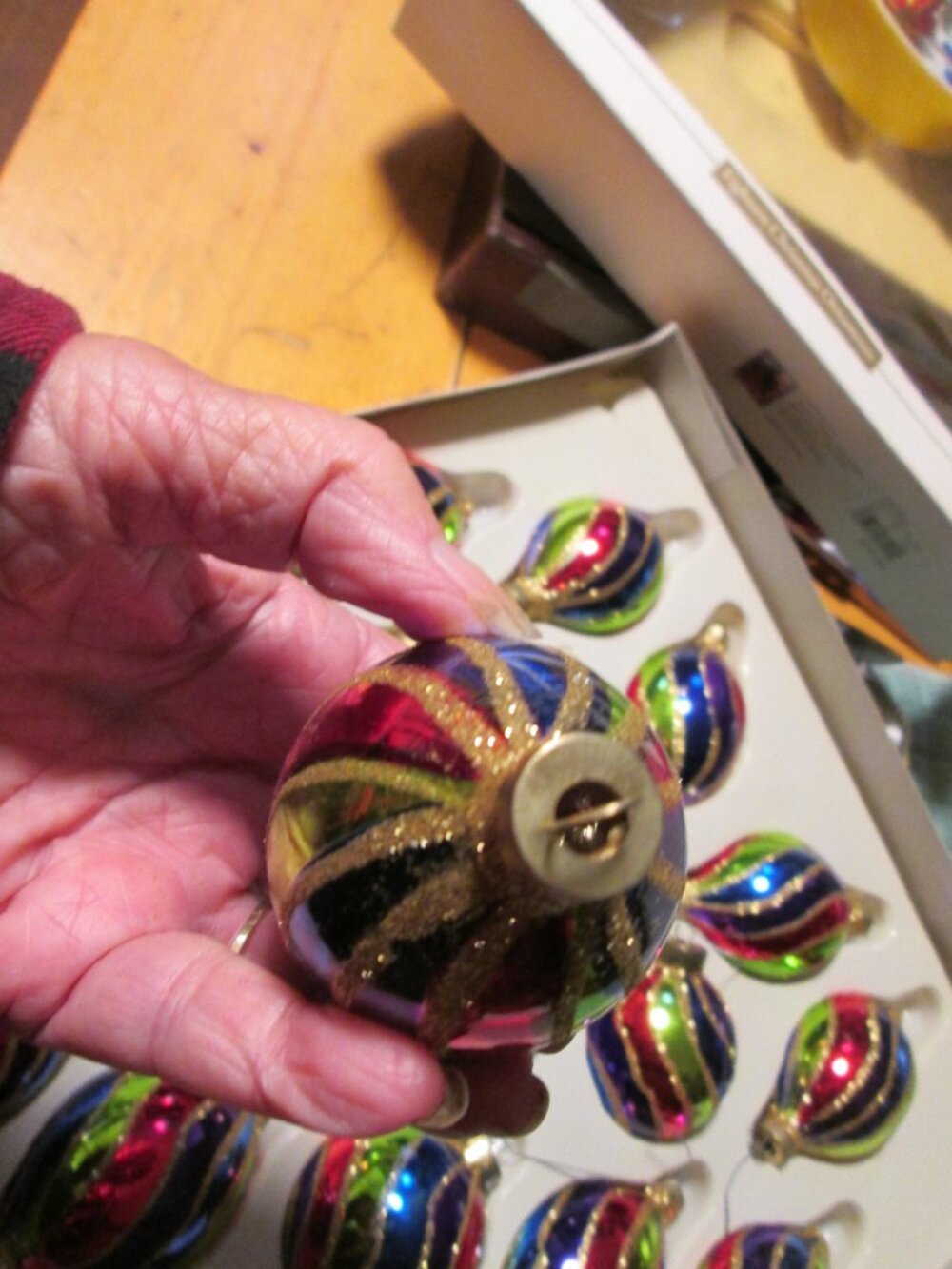 vtg 90s Dayton Hudson lot of 18 blown glass glitter teardrop round ornaments - Picture 7 of 11
